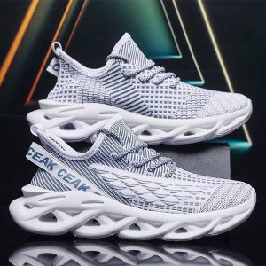Zapatos de atletismo con patrón de letra