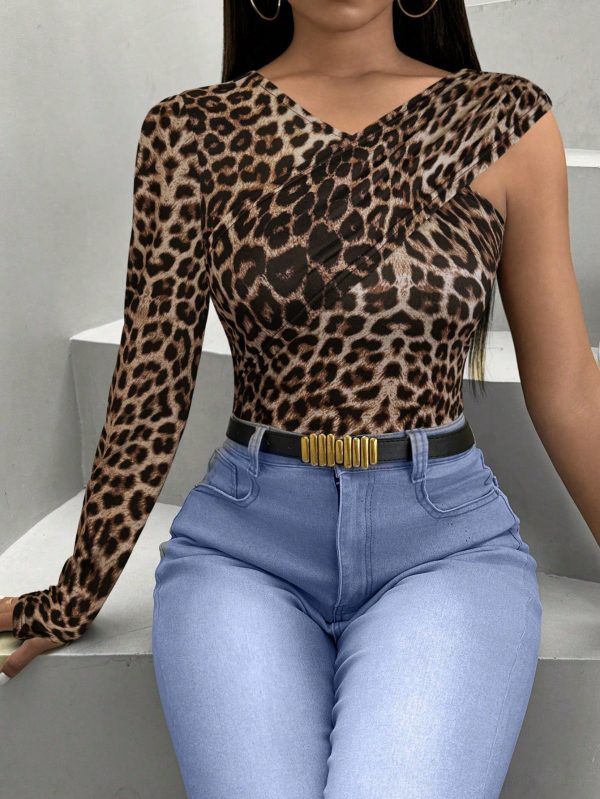 SHEIN Slayr Camiseta De Señora Entallada Con Cuello En V - Imagen 10